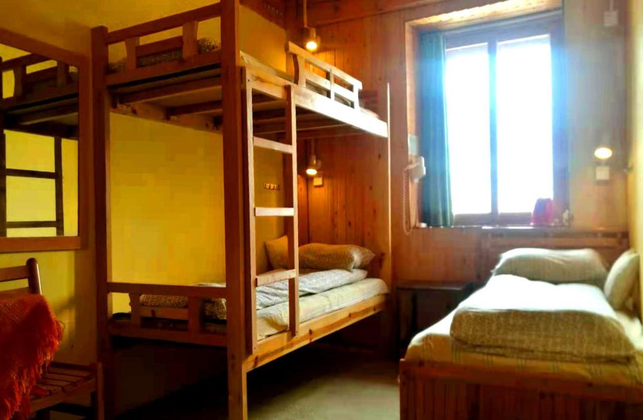 Shangri-La Lao Shay Youth Hostel Eksteriør billede