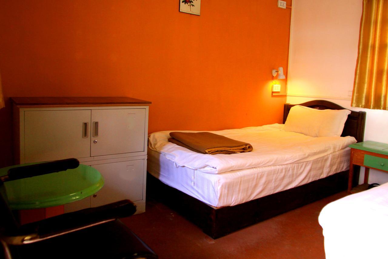 Shangri-La Lao Shay Youth Hostel Eksteriør billede